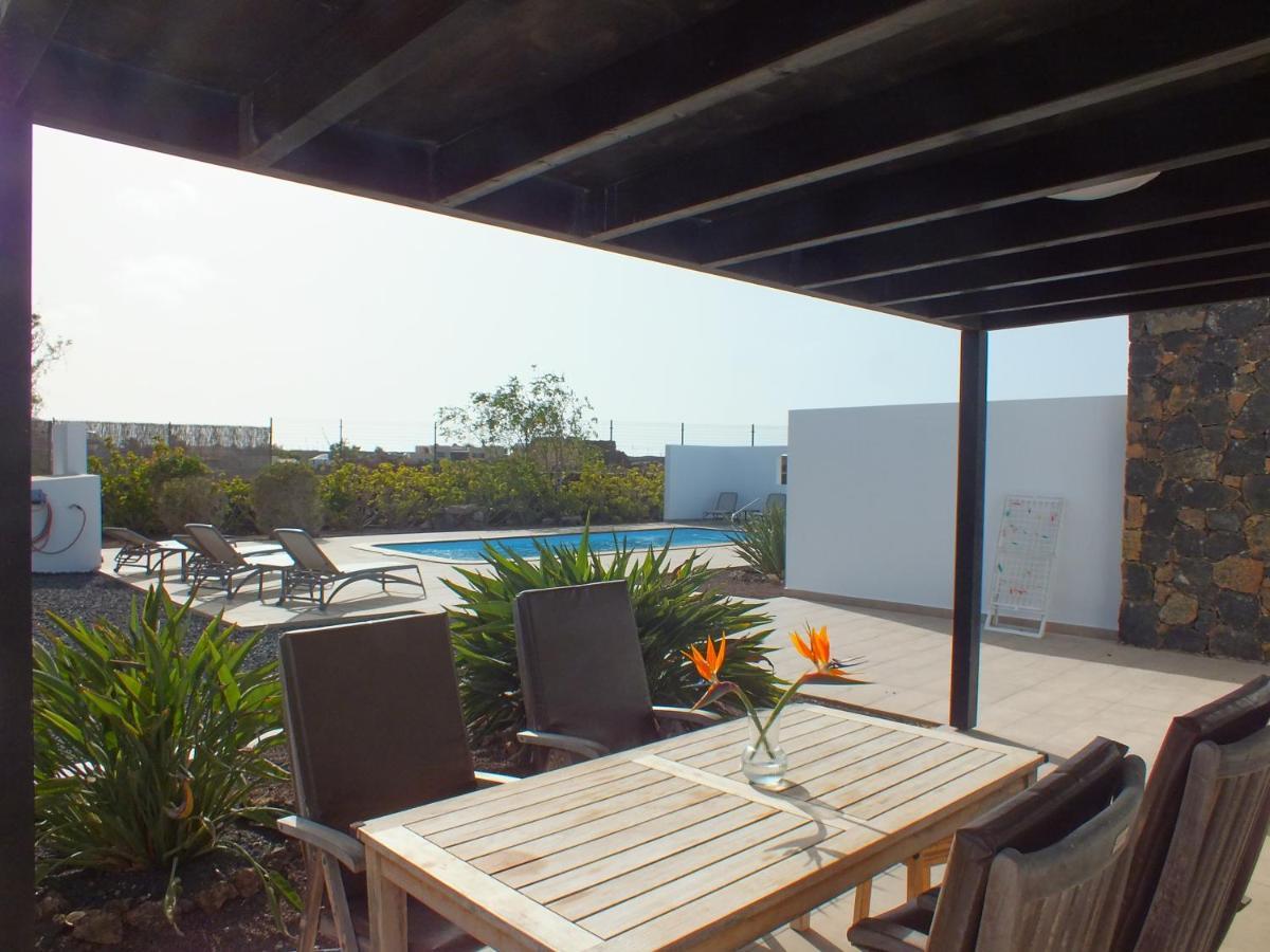 Heated & Shared Pool Villa Matriana 36B, North Shore Villas Ла Олива Екстериор снимка