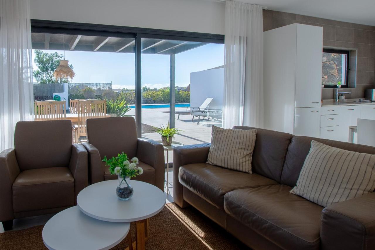 Heated & Shared Pool Villa Matriana 36B, North Shore Villas Ла Олива Екстериор снимка
